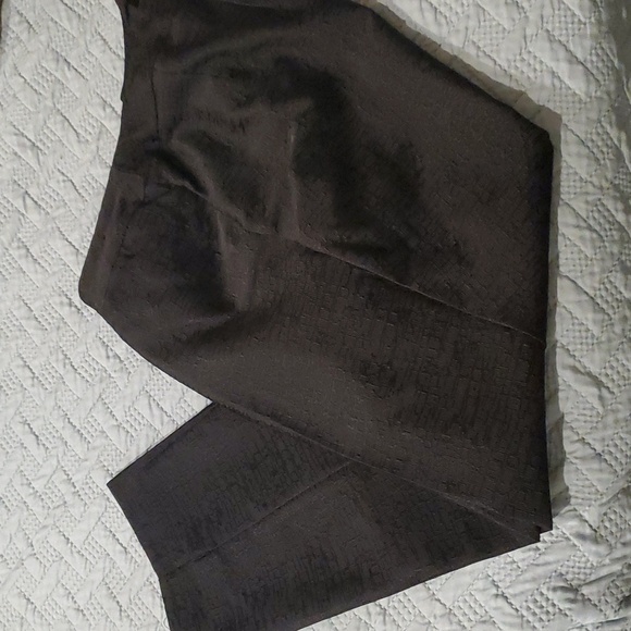 Black patterned pants - Picture 4 of 5